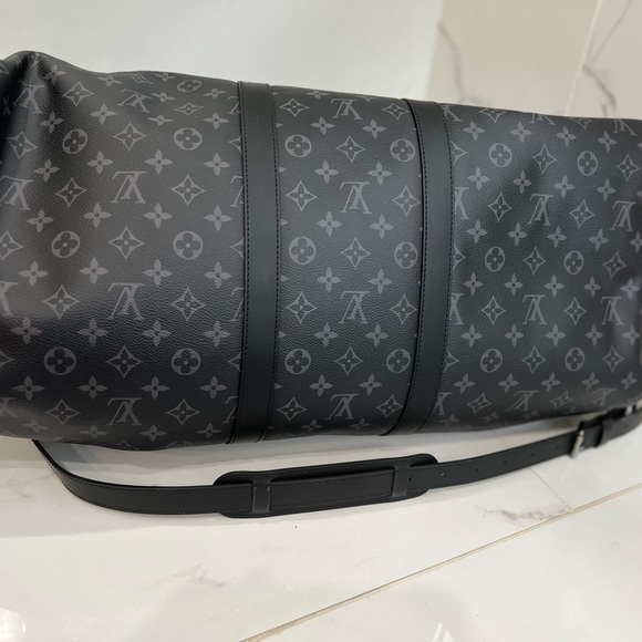 Louis Vuitton bag, like new! - Picture 7 of 8